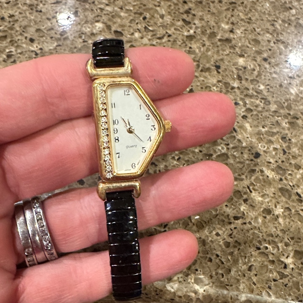 Vintage Collezio Gold and Black Quartz Watch with Rhinestones